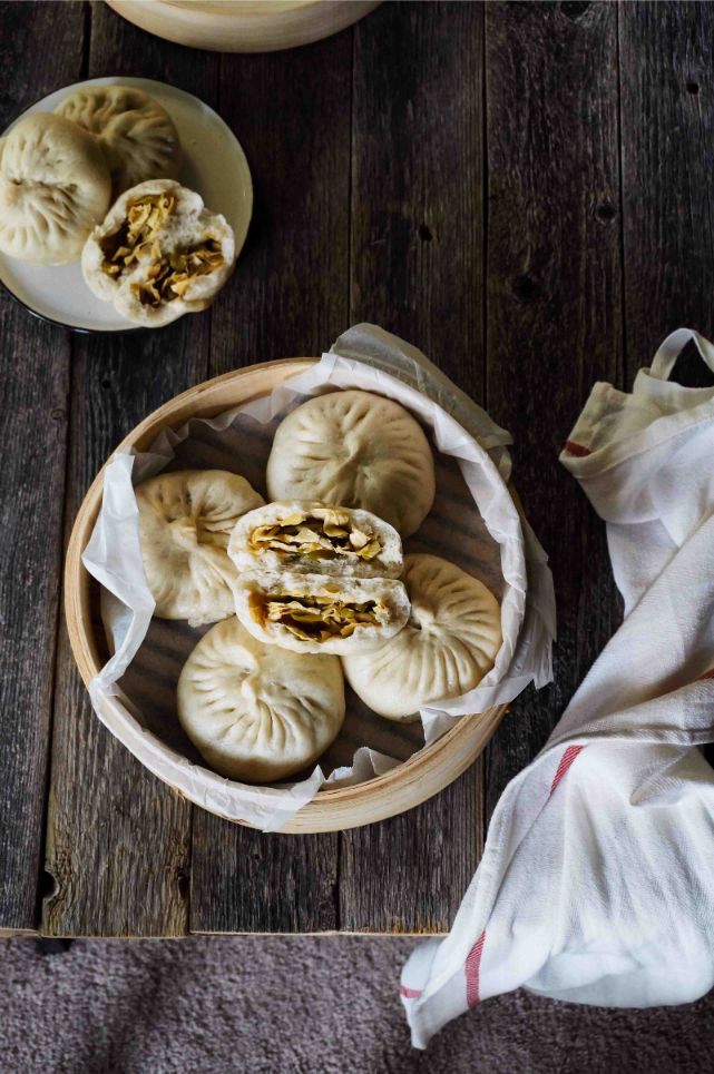Pepper and Tofu Skin Bao by Kexin